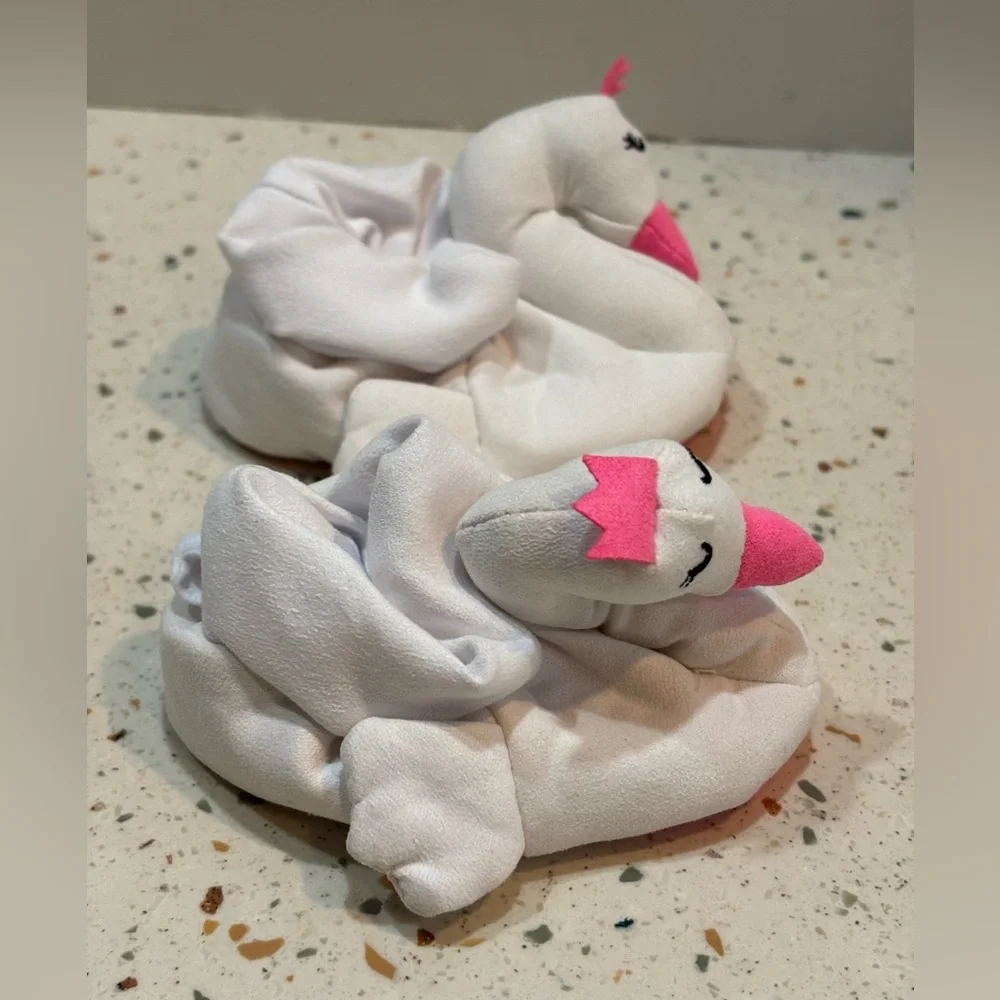 Adorable White & Pink‎ Swan Baby Booties Newborn